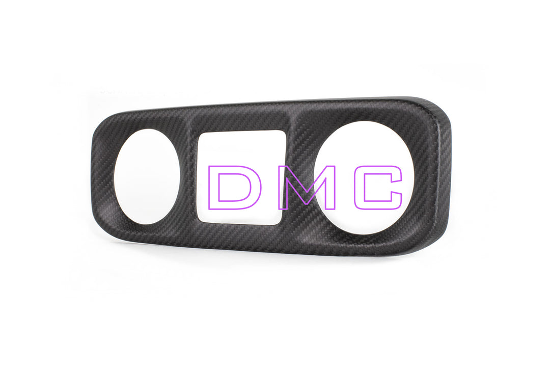 Handcrafted 12K carbon fiber weave on DMC AC vents - TUV-certified lightweight material